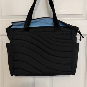 Baggallini Black and Blue Baby Bag
